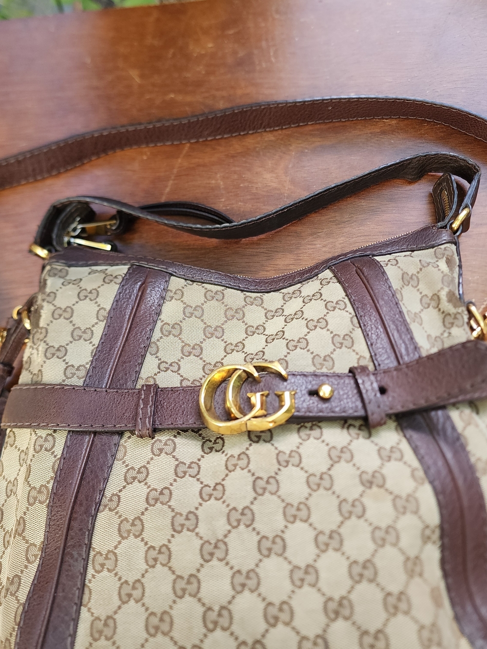 Gucci Brown GG Canvas Medium Running Hobo Bag Gold Hardware 247185 - Picture 16 of 16